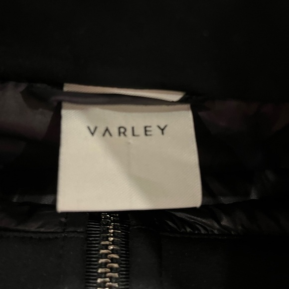 Varley Balfern Quilted Jacket Shell PrimaLoft Insulation M Black - Picture 6 of 9